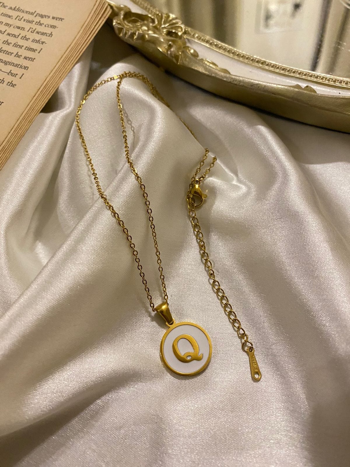Engrave Delights Curve White Alphabet Pendants (A-Z)