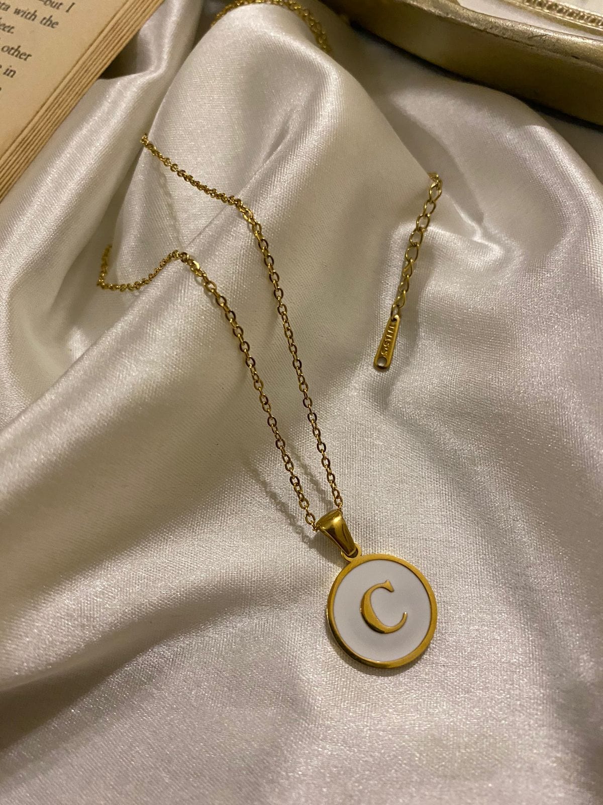 Engrave Delights Curve White Alphabet Pendants (A-Z)