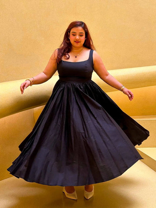 Black Dalhia Dress