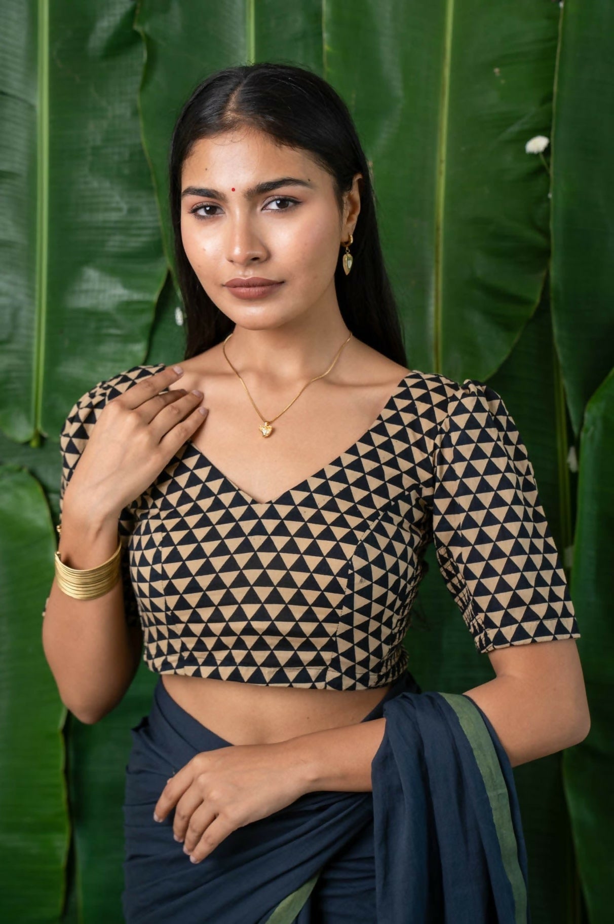 Samira CurveFit Stretchable Cotton Geometric Print Blouse