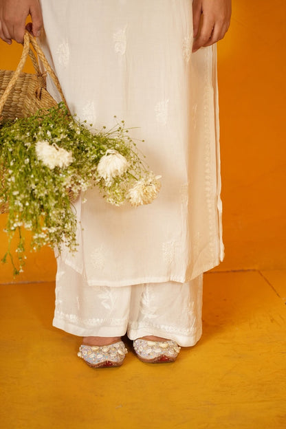 Zia Noodle Strap Chikankari Set