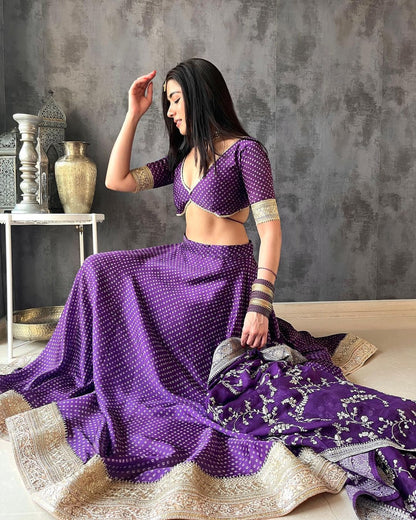 Bandhej Lehenga with Zari Dupatta