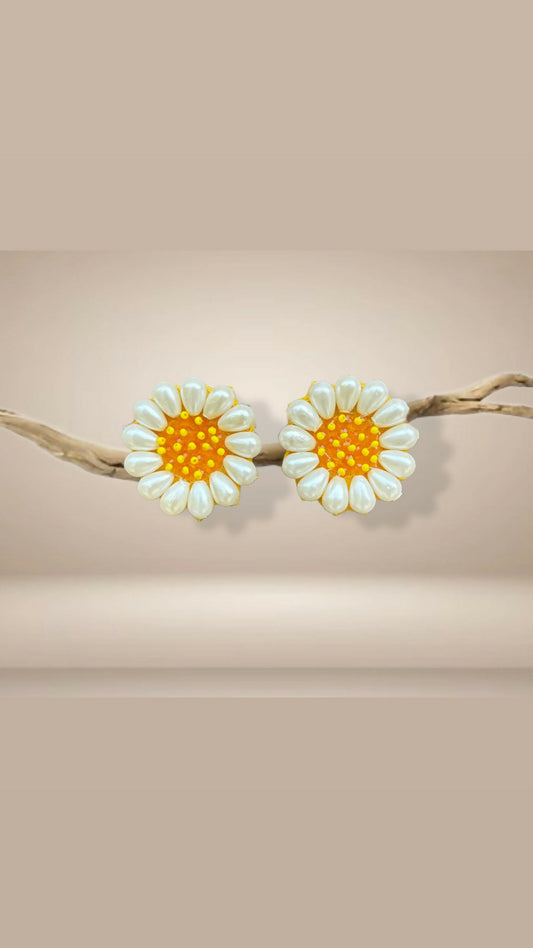 Anaya Flower Earrings