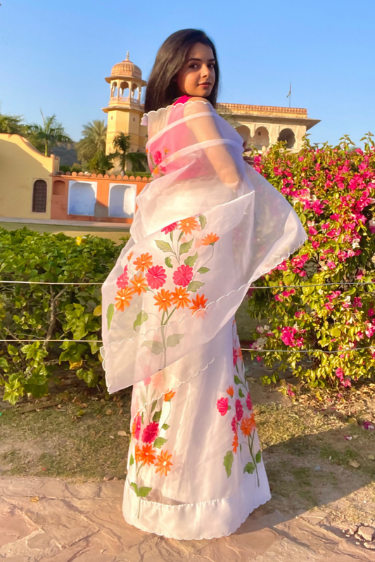 white 'gulposh' hand-painted saree (3)