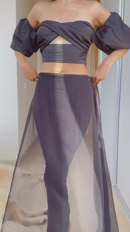 Half-Daisies Saree in Black