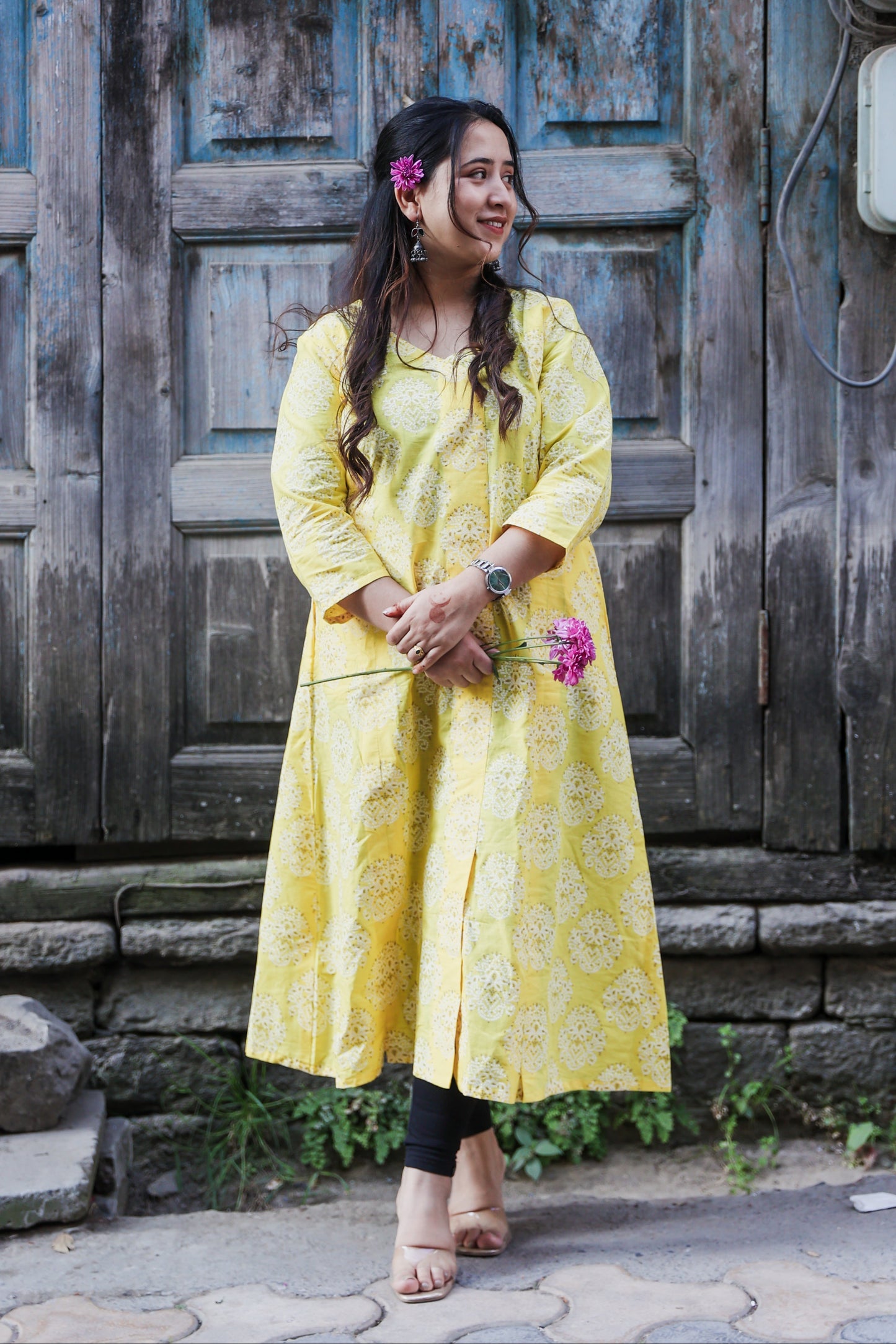 Vedika Bandhani A-line Long Kali Kurta