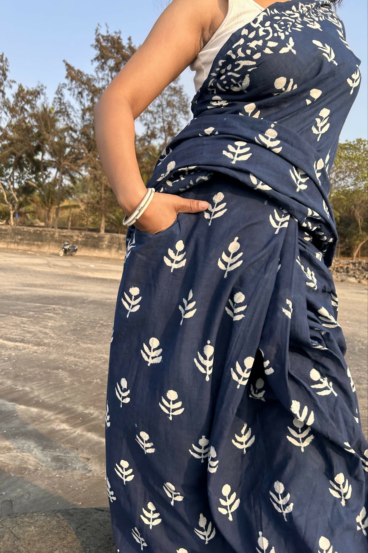 Indigo Passion Blue Cotton Instantwear Pocket Saree