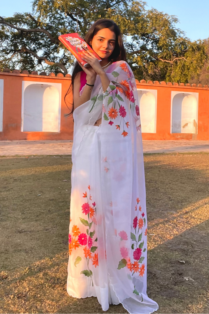 white 'gulposh' hand-painted saree (6)