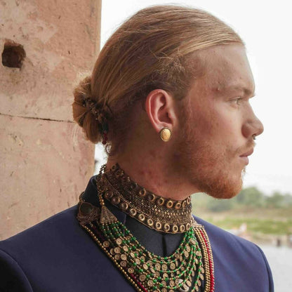 Gold Studded Collar Necklace