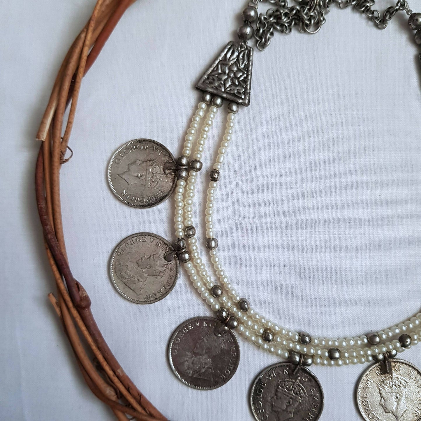 Paisa Choker With Pearls