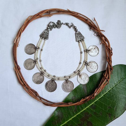 Paisa Choker With Pearls