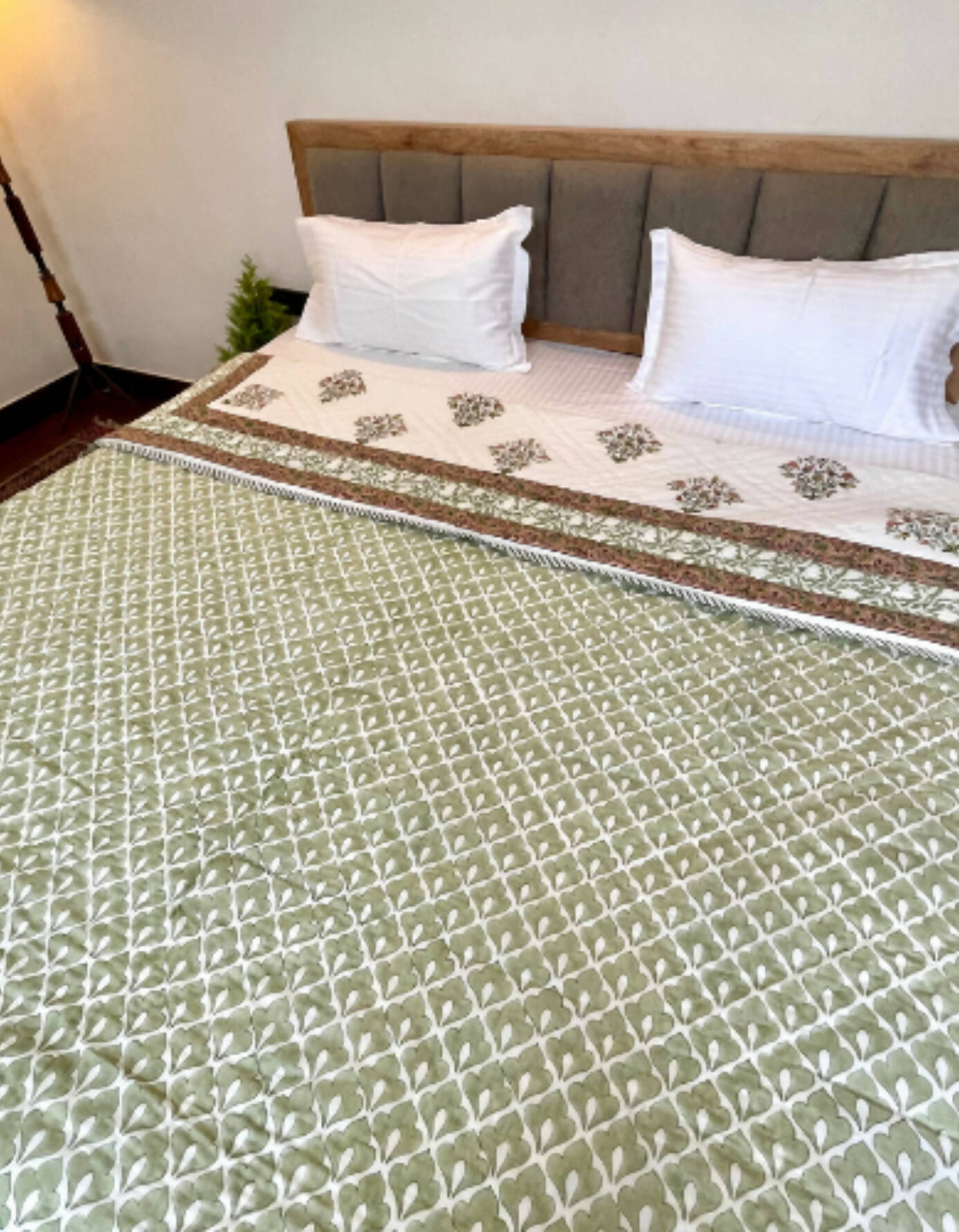 Shalimaar Quilt cum Bedcover