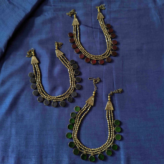 Gold Glass Raindrop Necklace