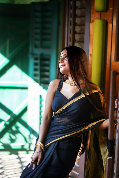 Retro Black Saree