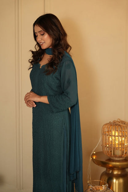 Hoor Chikankari Kurti