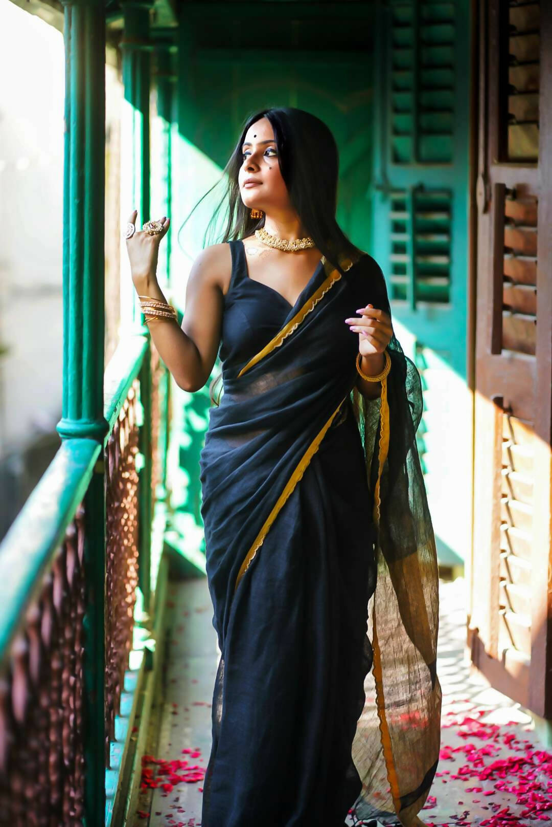 Retro Black Saree